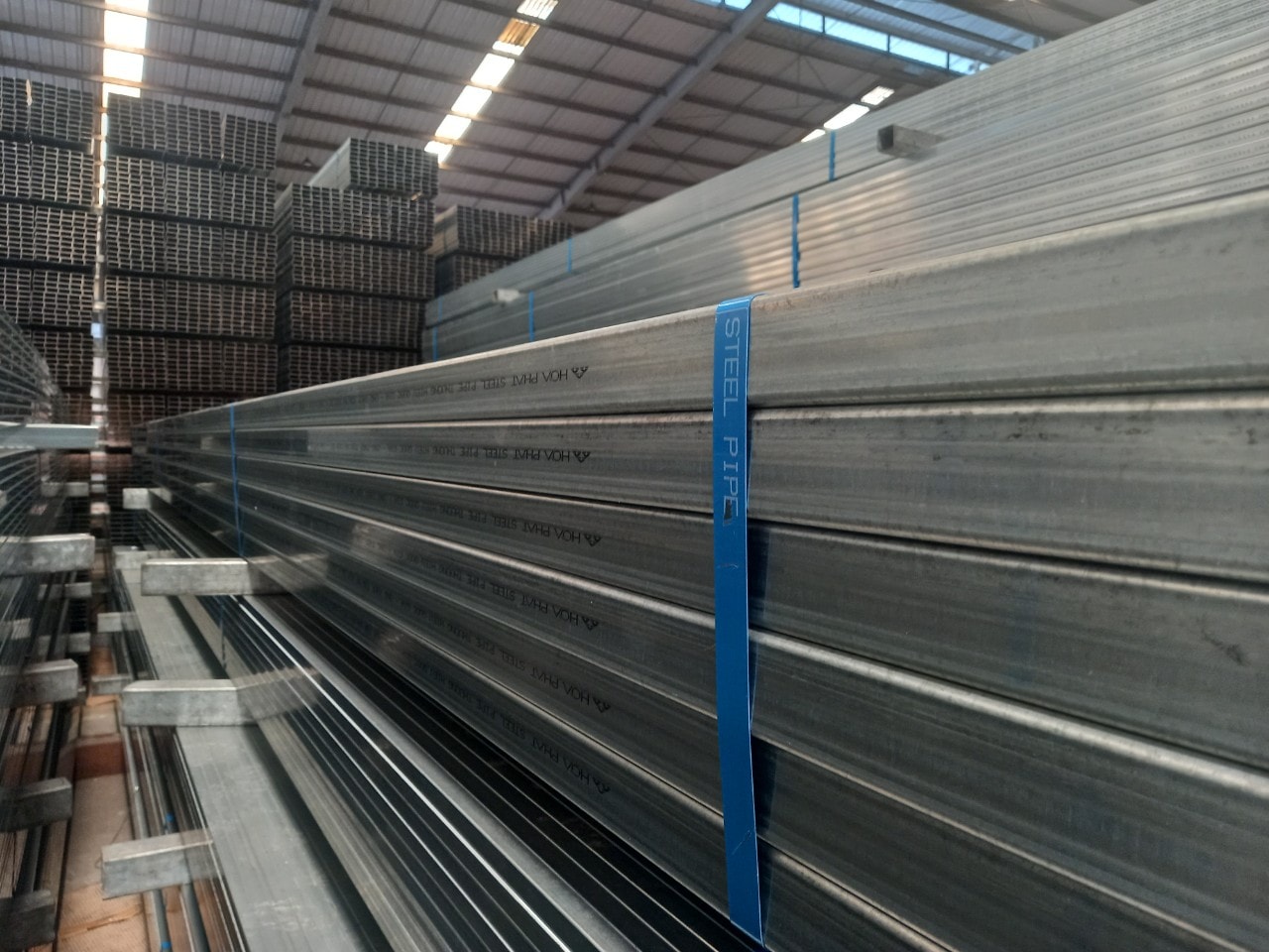 Ưu điểm vượt trội của sắt hộp 30x60 Hòa Phát