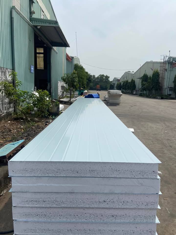 Tấm Panel cách nhiệt là gì?