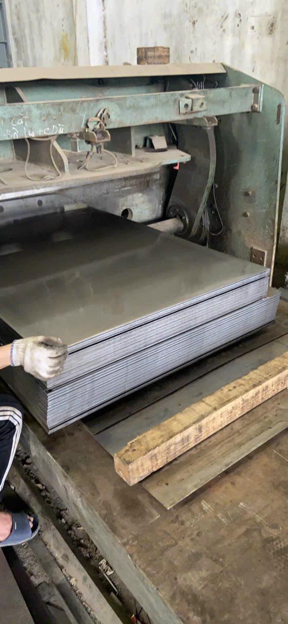 Giới thiệu về tôn Phẳng 1mm? Đặc điểm cấu tạo?
