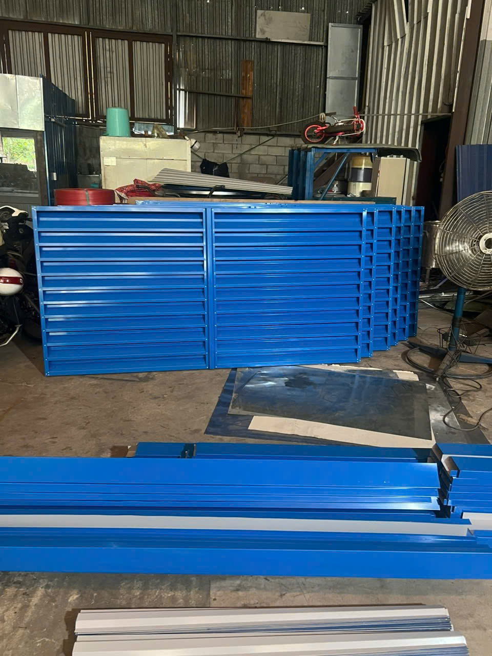 cửa chớp 6 cửa chớp