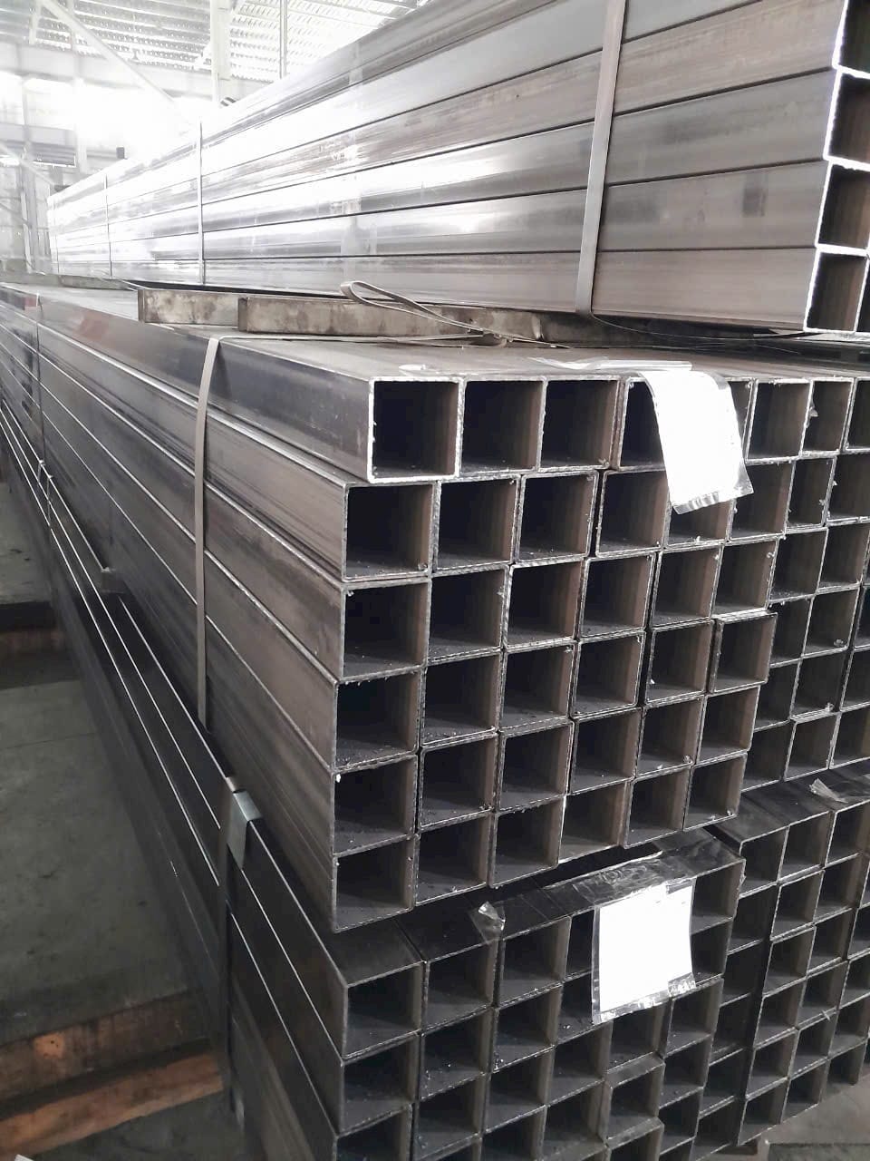 nên sử dụng loại sắt vuông 3 nào