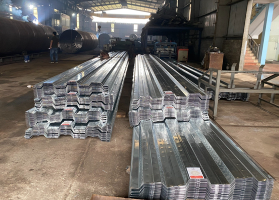 Tôn đổ sàn 1.15mm là lựa chọn cân bằng tốt nhất giữa giá thành, khả năng chịu tải và độ bền