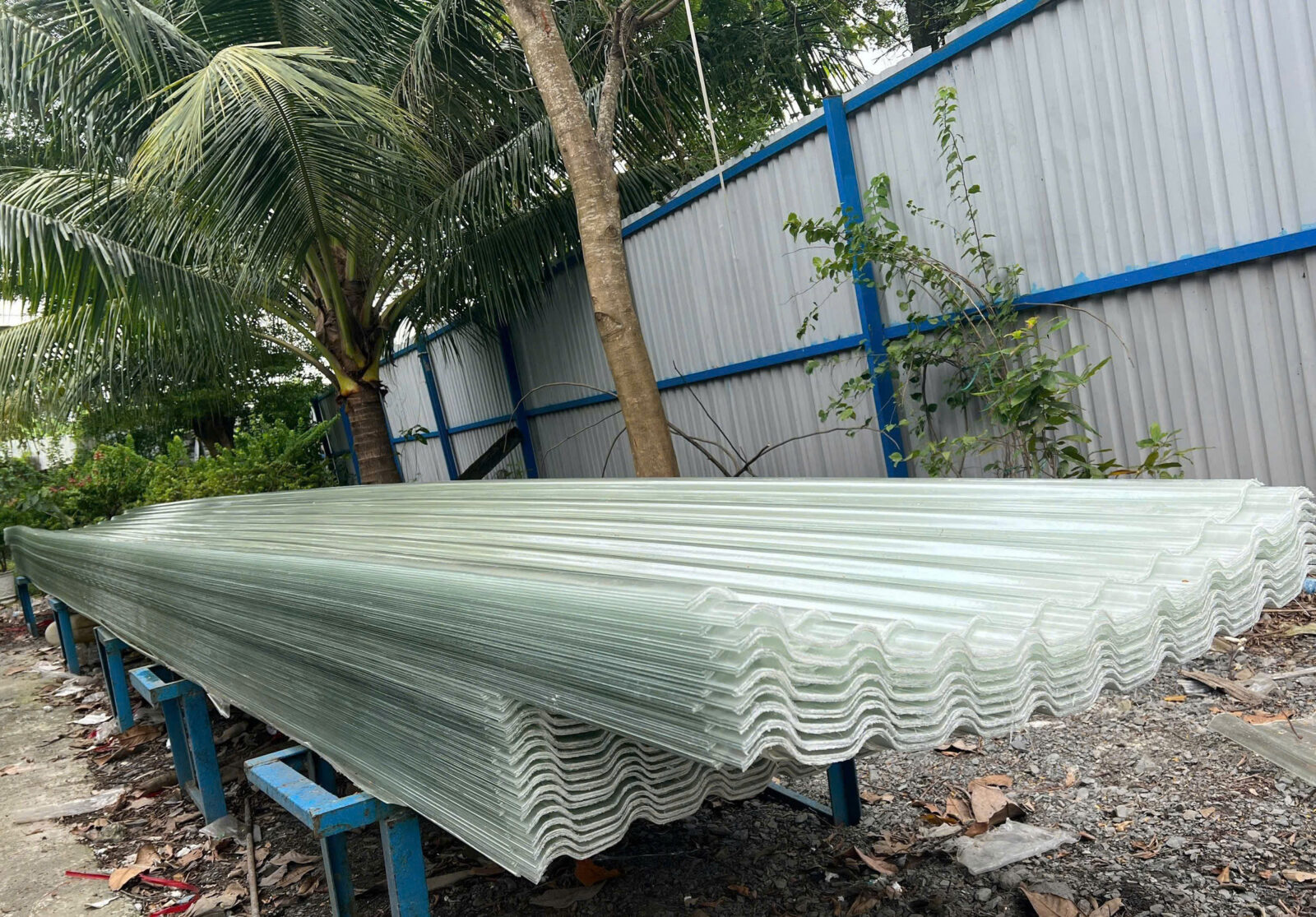 Mẹo chọn tôn lấy sáng chất lượng cho công trình
