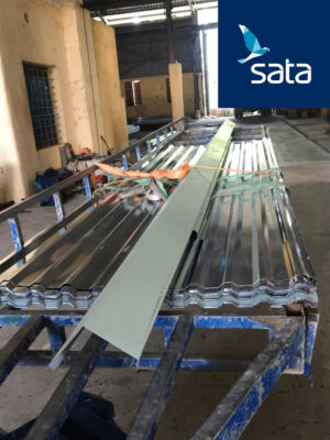 Mua tại cửa hàng vật liệu xây dựng lớn có chỗ trưng bày hàng thực tế.