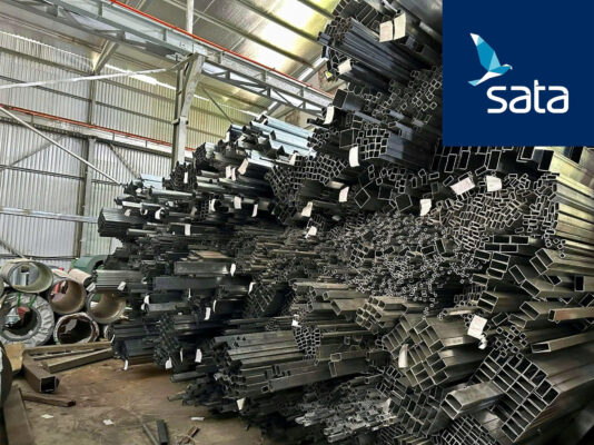 Sắt hộp thanh lý đang trở thành lựa chọn phổ biến cho các công trình phụ