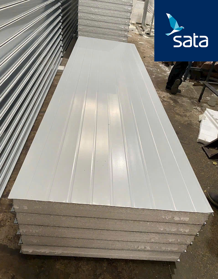 Tấm trần panel có cấu tạo như thế nào? Cấu tạo này mang lại lợi thế gì cho loại trần này?