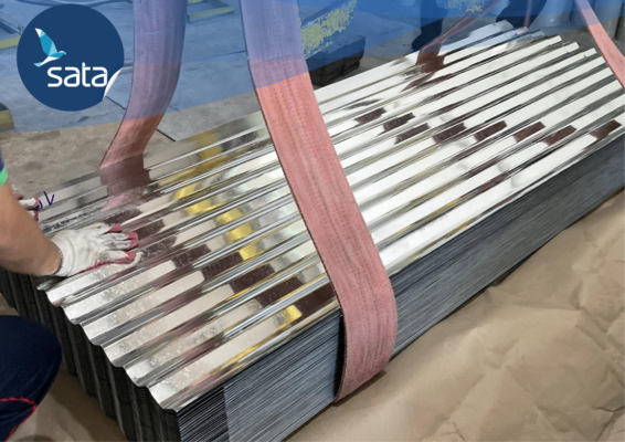 Bảo quản đúng cách từ khi nhập kho đến sau khi lợp mái sẽ giúp tăng tuổi thọ sử dụng lên đến 20–30 năm