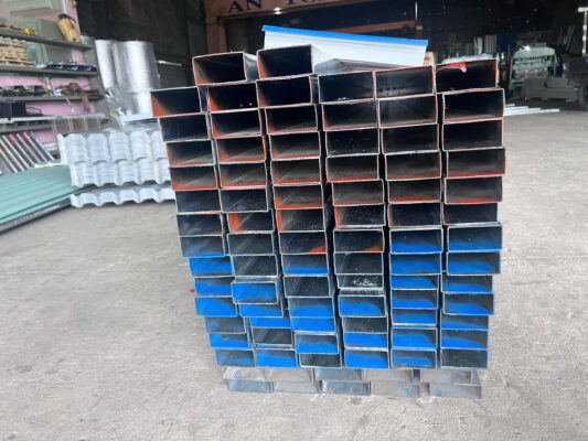 Thép hộp 300x400