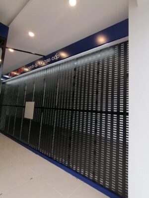 Làm kệ trưng bày, vách trang trí, lan can cầu thang, khung cửa.