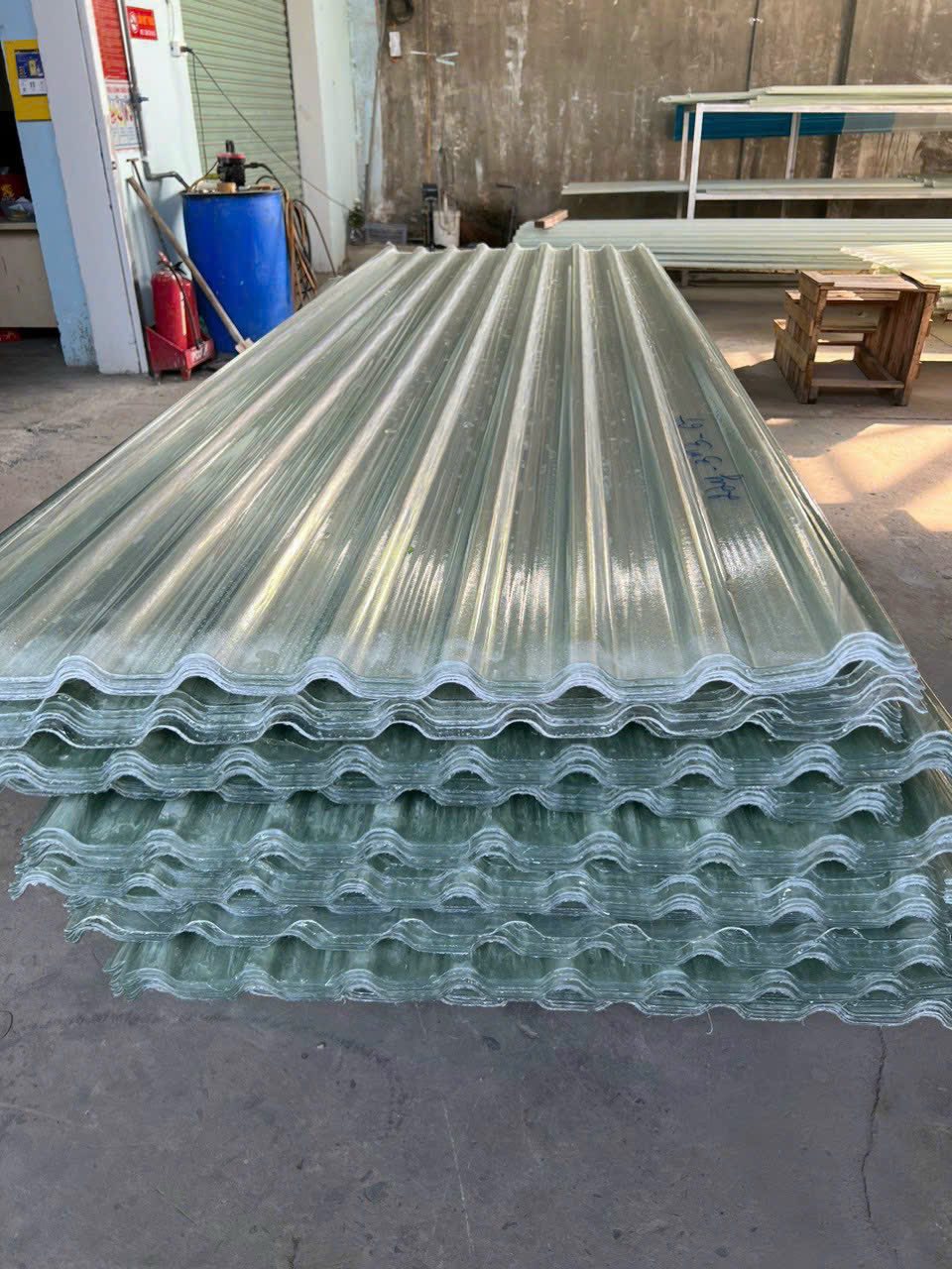 Báo giá sản phẩm tôn nhựa lấy sáng 9 sóng