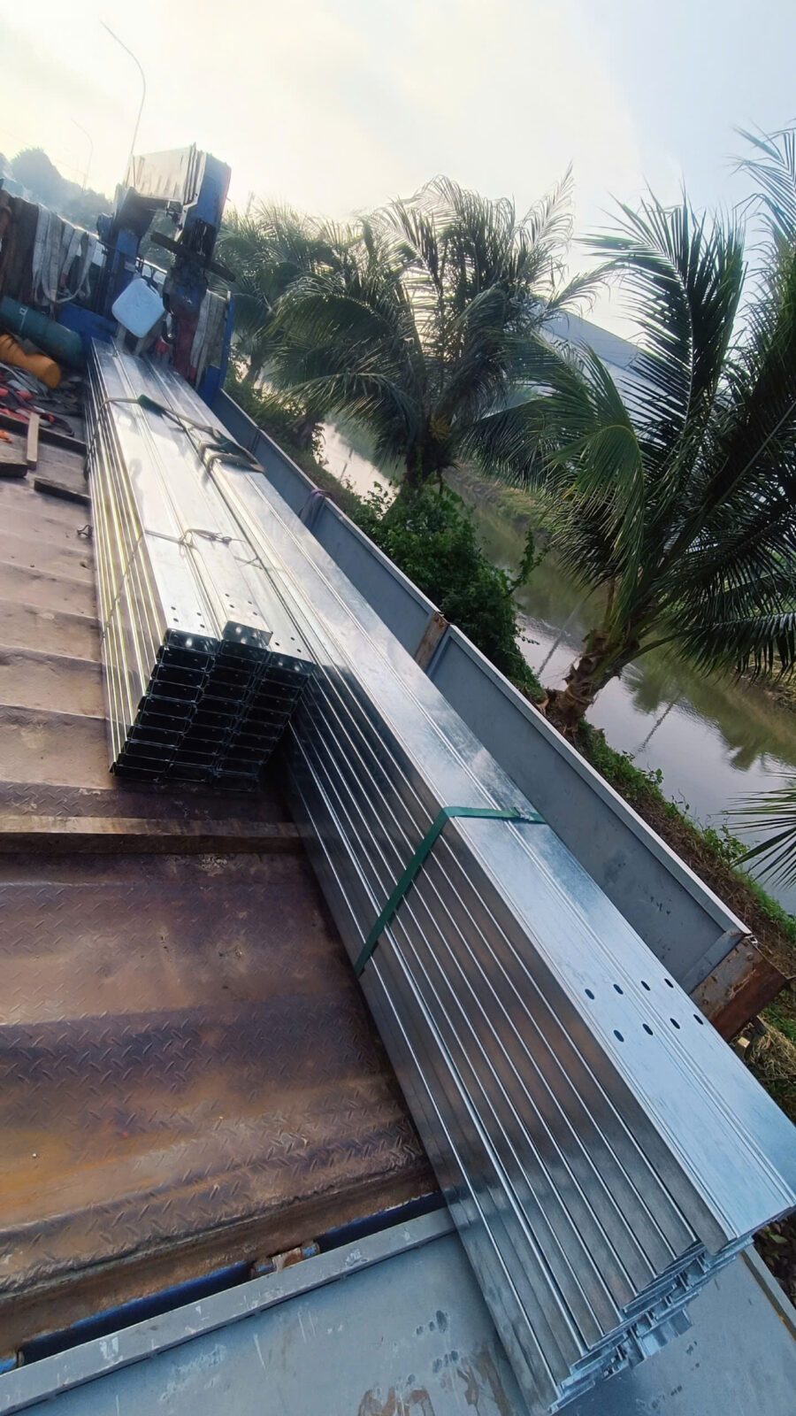 Xà gồ C