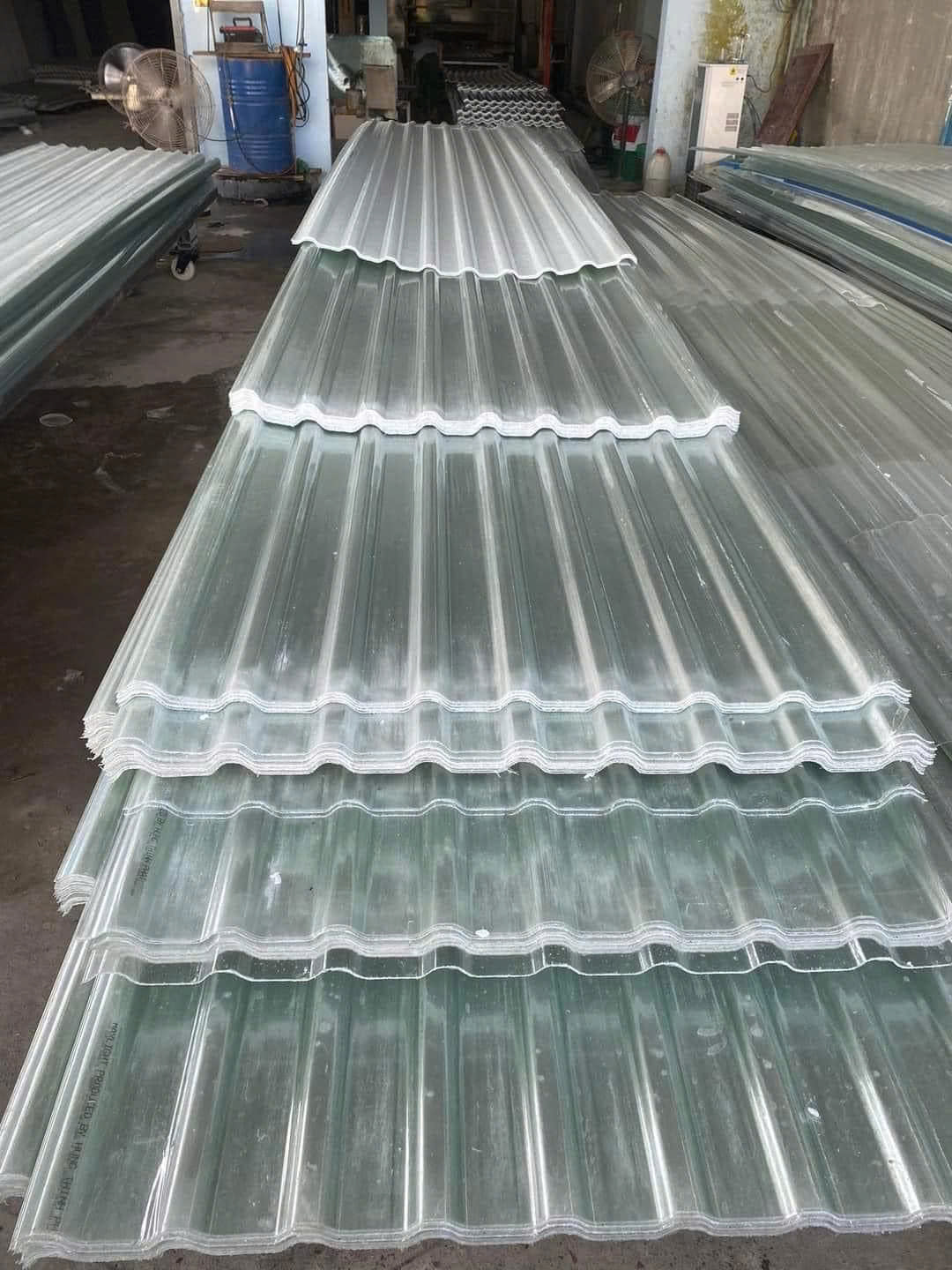 Tôn nhựa lấy sáng Tôn nhựa lấy sáng